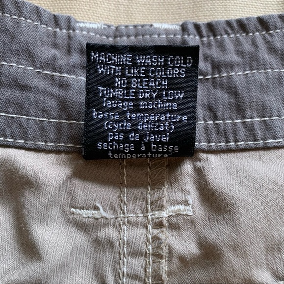 Kuhl Mountain Culture Women's 10 Khaki Capris Cropped Pants Embroidered Outdoor - Picture 11 of 16